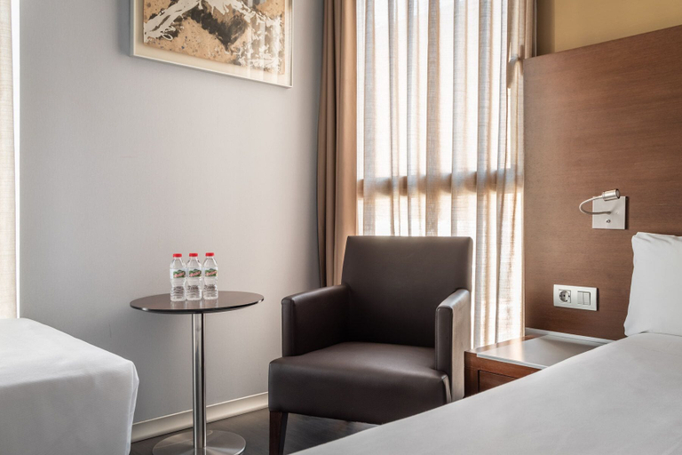 Bedroom 2, Hotel Madanis, Barcelona