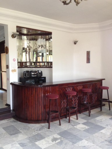 Food & Drinks 5, Roc Heights Lodge, Kanifing