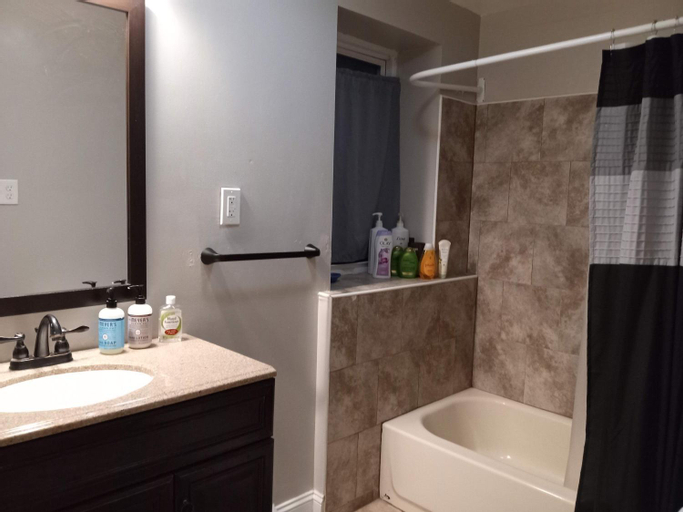 Bathroom 12