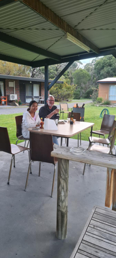 Food & Drinks 5, Halls Haven Holiday Units, N. Grampians - Stawell