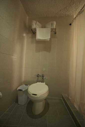 Bathroom, Hotel Kamico, Tapachula