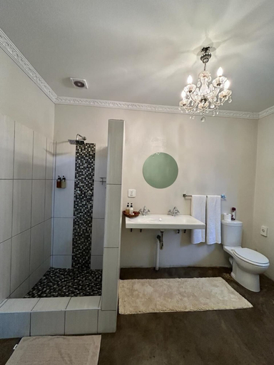 Bathroom 3, Calla Lily Boutique Guesthouse, Ehlanzeni