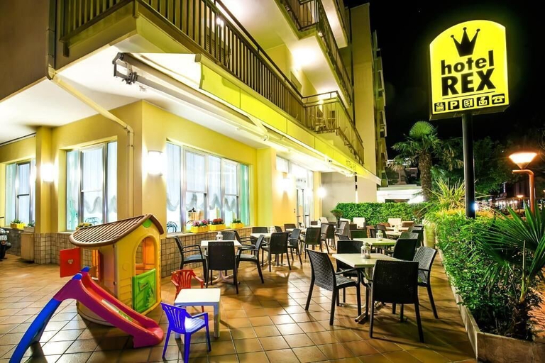 Food & Drinks 3, Hotel REX, Rimini