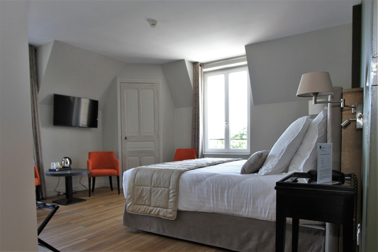 Bedroom 3, Manoir de Montigny, Oise