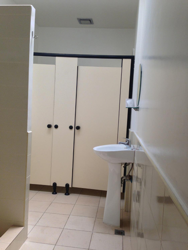 Bathroom 23