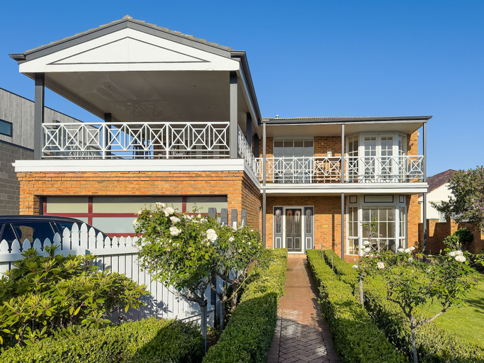 Exterior & Views, Classic Hampton Retreat, Melbourne