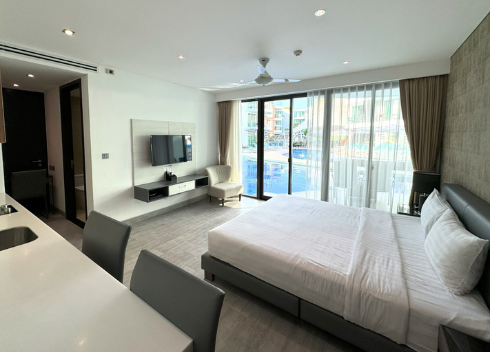 Bedroom 3, Private studio at Twin Sands Resort, Pulau Phuket