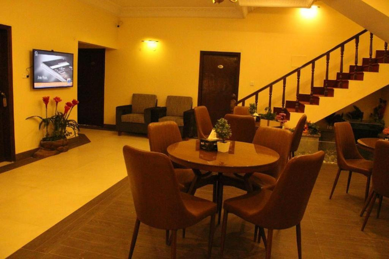 Food & Drinks 3, Hotel Inn Karachi, Karachi