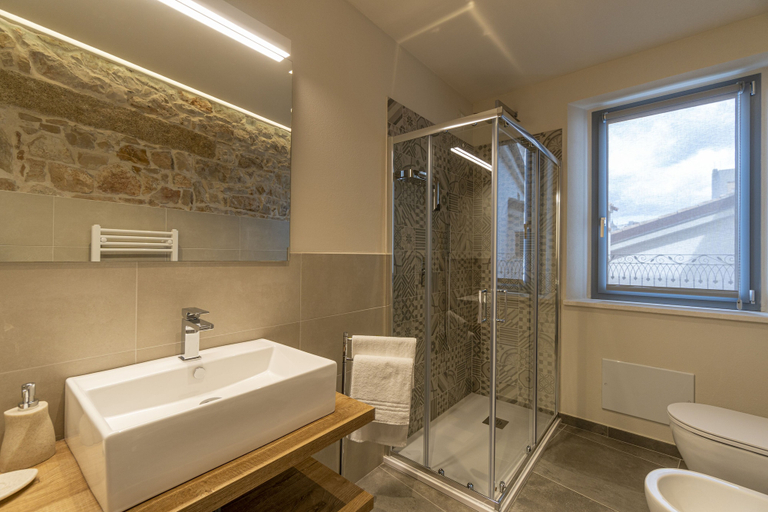 Bathroom 4, Goloritzè Room and Breakfast, Ogliastra