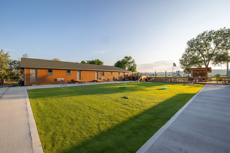 Exterior & Views 2, The Lodge at Angostura, Fall River
