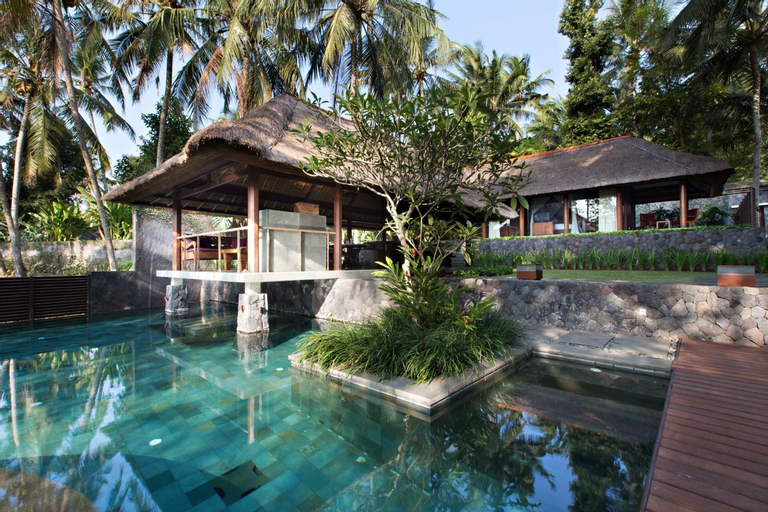 Swimming Pool 1