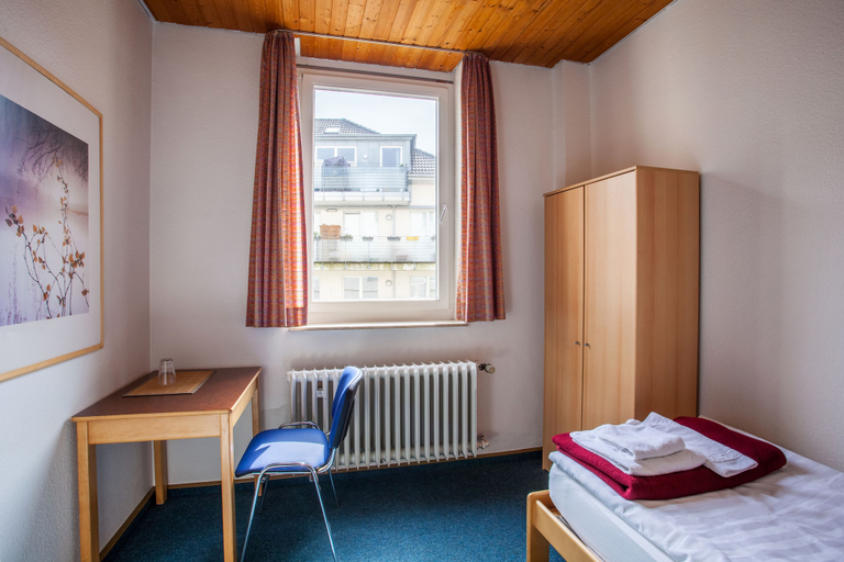 Bedroom 2, Tagungs- und Gästehaus St. Georg, Köln