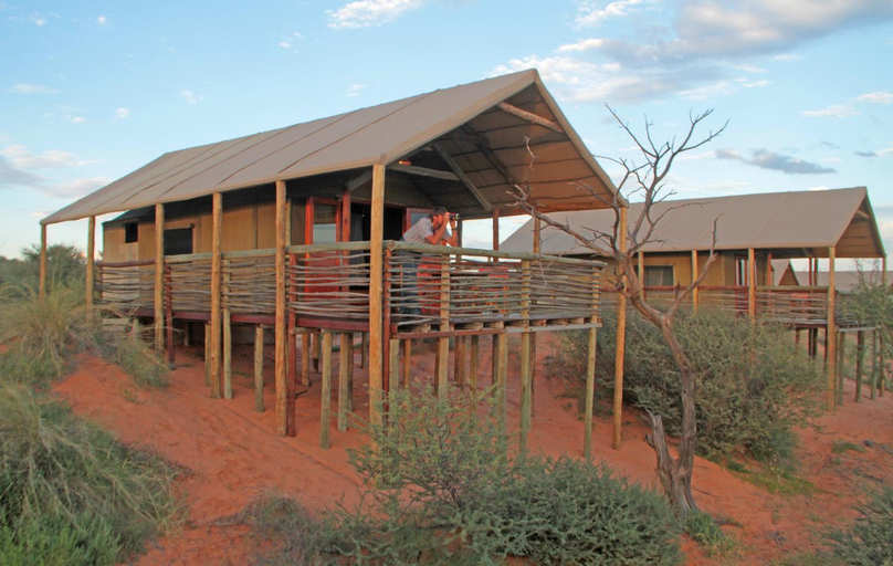 Others 4, Suricate Tented Kalahari Lodge, Mariental Rural