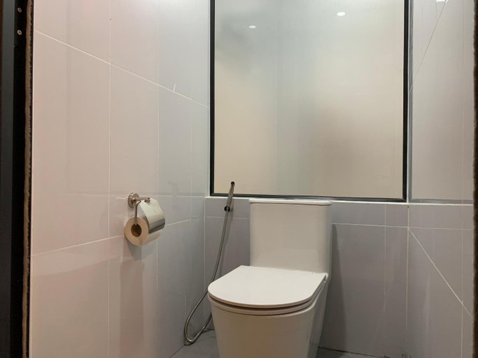 Bathroom 4, Nico's Hotel And Sky Bar, Siem Reap