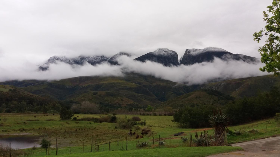 View, Die Hoenderhok and Die Plaashuisie, Overberg