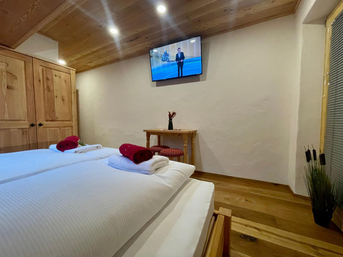 Others 4, Hotel SURC, Kranjska Gora