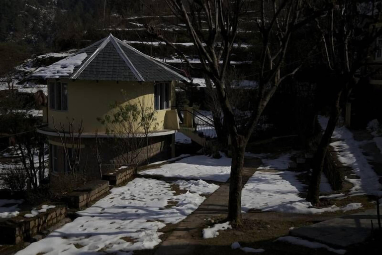 Exterior & Views 2, Udechee Huts Hotel, Kangra