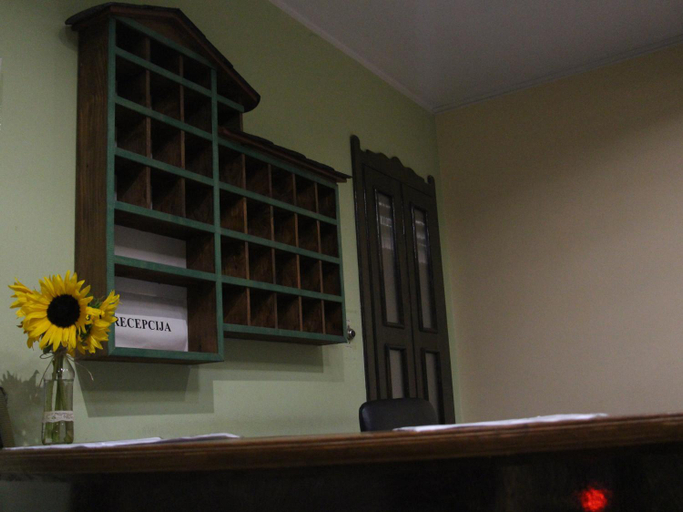 Others 5, Hostel S, Novi Sad