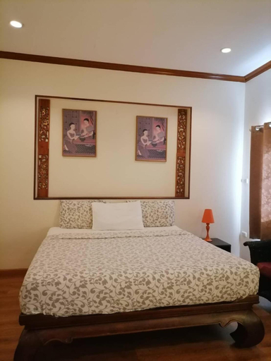 Bedroom 18