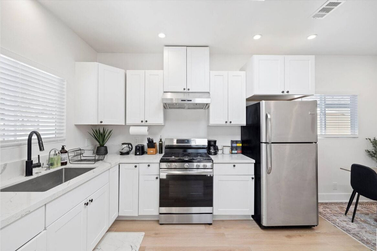 Others 5, Cozy Prvate ADU close to Disney Beach EV, Orange