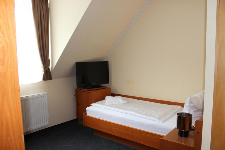 Bedroom 3, Sachsisches Haus - Hotel & Restaurant, Sächsische Schweiz-Osterzgebirge