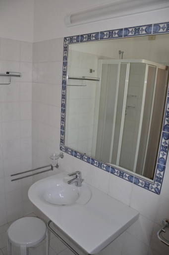 Bathroom 3, Residence San Luigi, Brescia