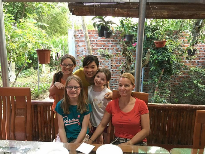 Food & Drinks 4, Van Long Family Homestay, Gia Viễn