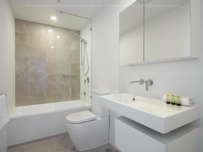 Bathroom 17