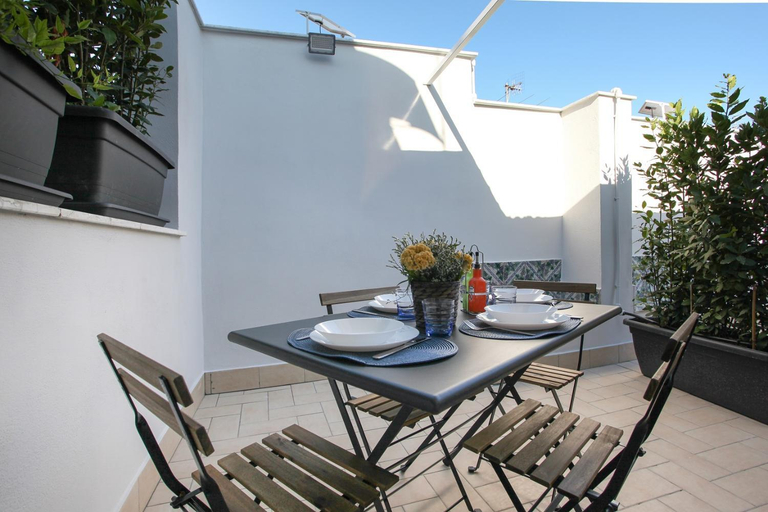 Balcony/terrace 5, Terrazza Manuela Apartments Quartieri Spagnoli, Napoli