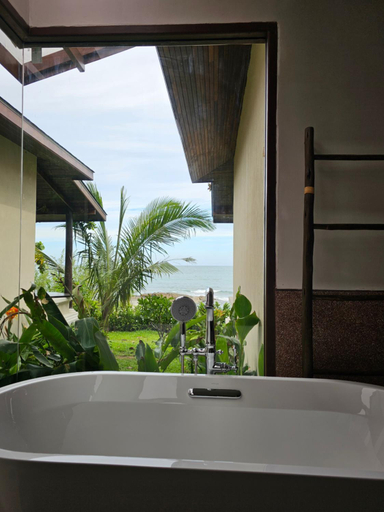 Bathroom 4, Samed Tamarind Beach Resort, Muang Rayong