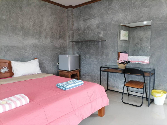 Bedroom 13