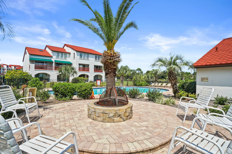 Others 5, St Thomas Square By Panhandle Getaways, Bay