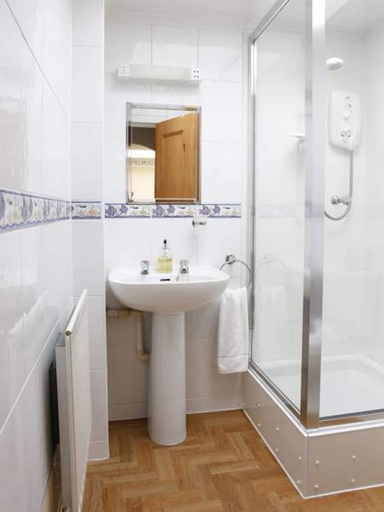 Bathroom 3, Abbotsford Guest House, Edinburgh