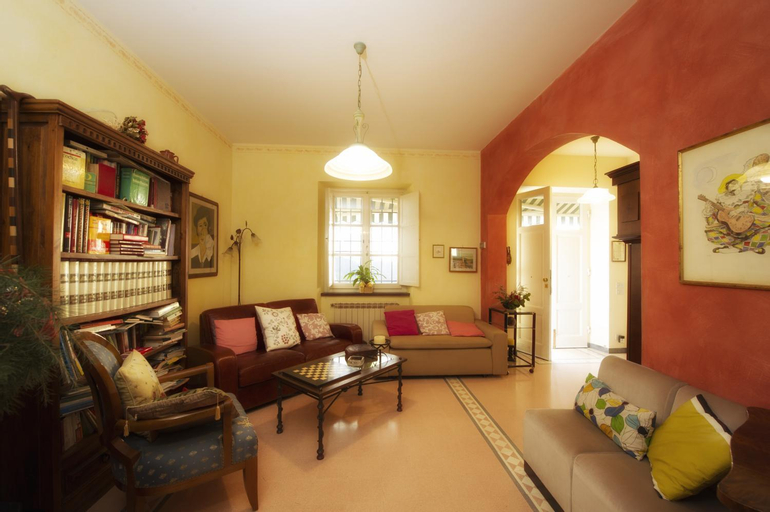 Others 5, B&B Il Trebbio, Lucca