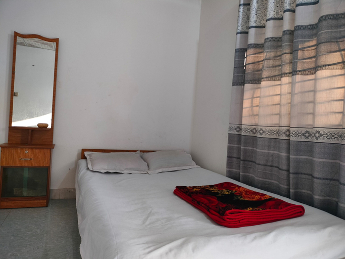Bedroom 2, Surjasto Resort, Maungtaw