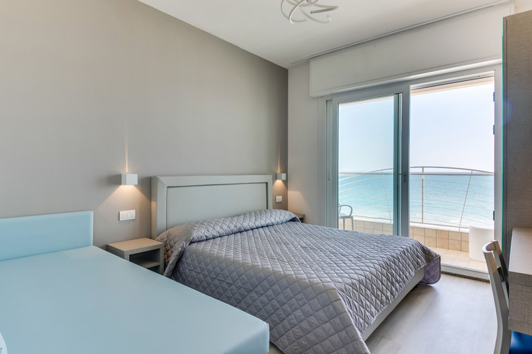 Bedroom 4, Marittimo Riccione, Rimini