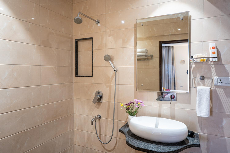 Bathroom 5, LE SEASONS RESORT, North Goa