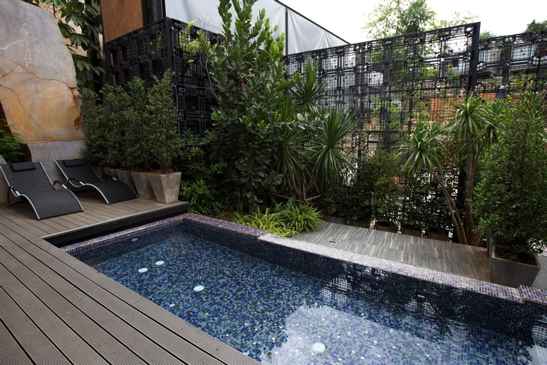 Swimming Pool 8