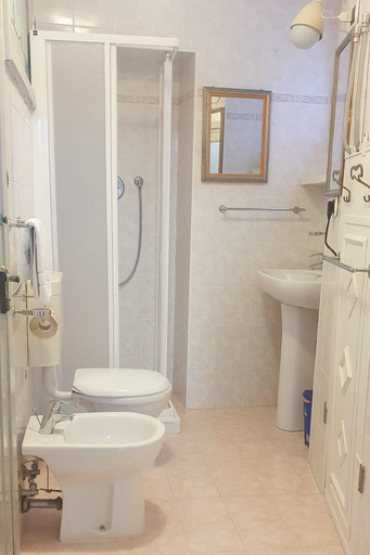 Bathroom 5, Scorci Di Mare, La Spezia