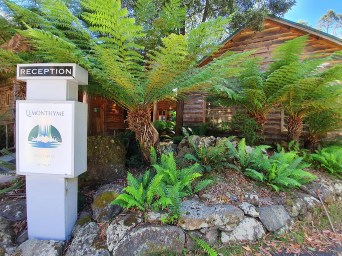 Public Area 3, Lemonthyme Wilderness Retreat, Kentish