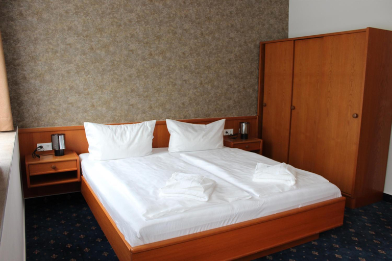 Bedroom 2, Sachsisches Haus - Hotel & Restaurant, Sächsische Schweiz-Osterzgebirge