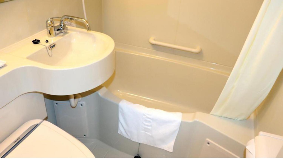 Bathroom 3, Toyoko Inn Hokkaido Sapporo-eki Minami-guchi, Sapporo