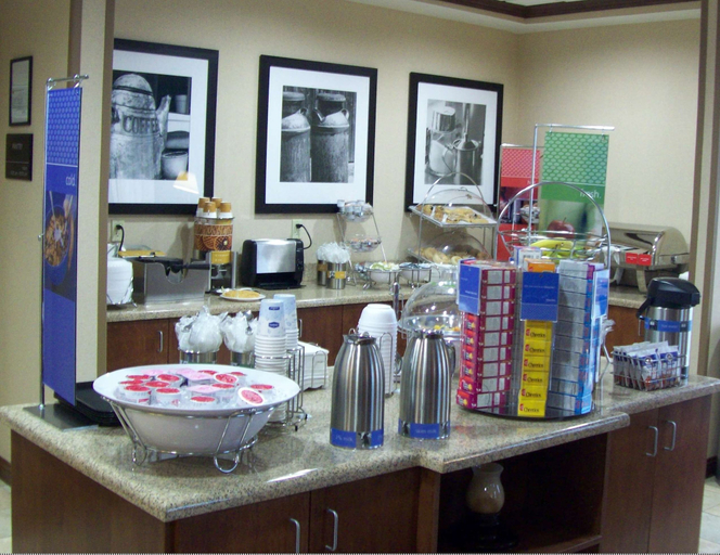 Food & Drinks 5, Hampton Inn Gallipolis, Gallia