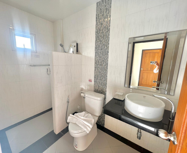 Bathroom 4, JS Residence Krabi, Mueang Krabi