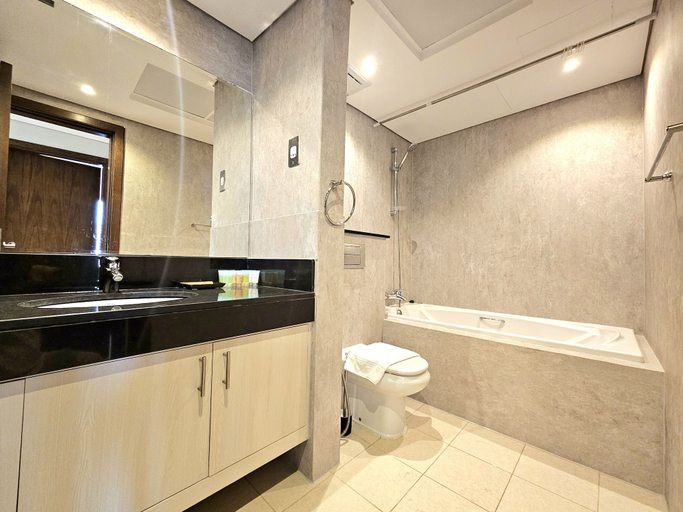 Bathroom 3, Vacay Lettings - 8 Boulevard Walk, Dubai