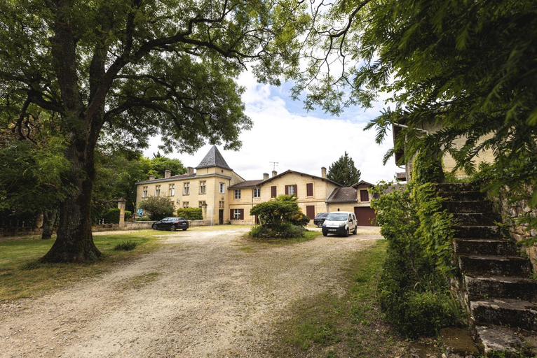 Others 4, Chateau La Croix De Millorit, Gironde