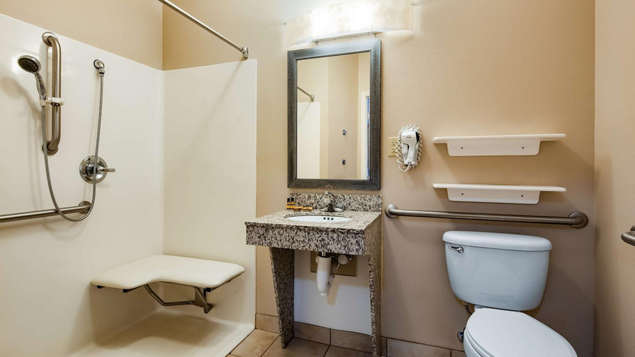 Bathroom 2, Best Western Plus Wausau-Rothschild Hotel, Marathon