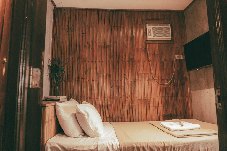 Others 5, Casitas Stay and Surf, Baler