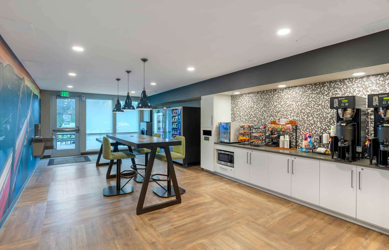 Food & Drinks 5, Extended Stay America Premier Suites Austin Austin Airport, Travis