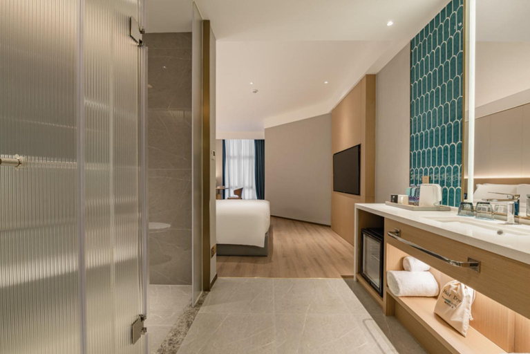 Bathroom 11